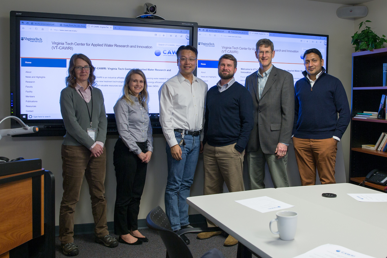 On Dec 11, 2018, CAWRI held a second meeting to discuss the research center’s management procedure. CAWRI members from five utilities joined the meeting.