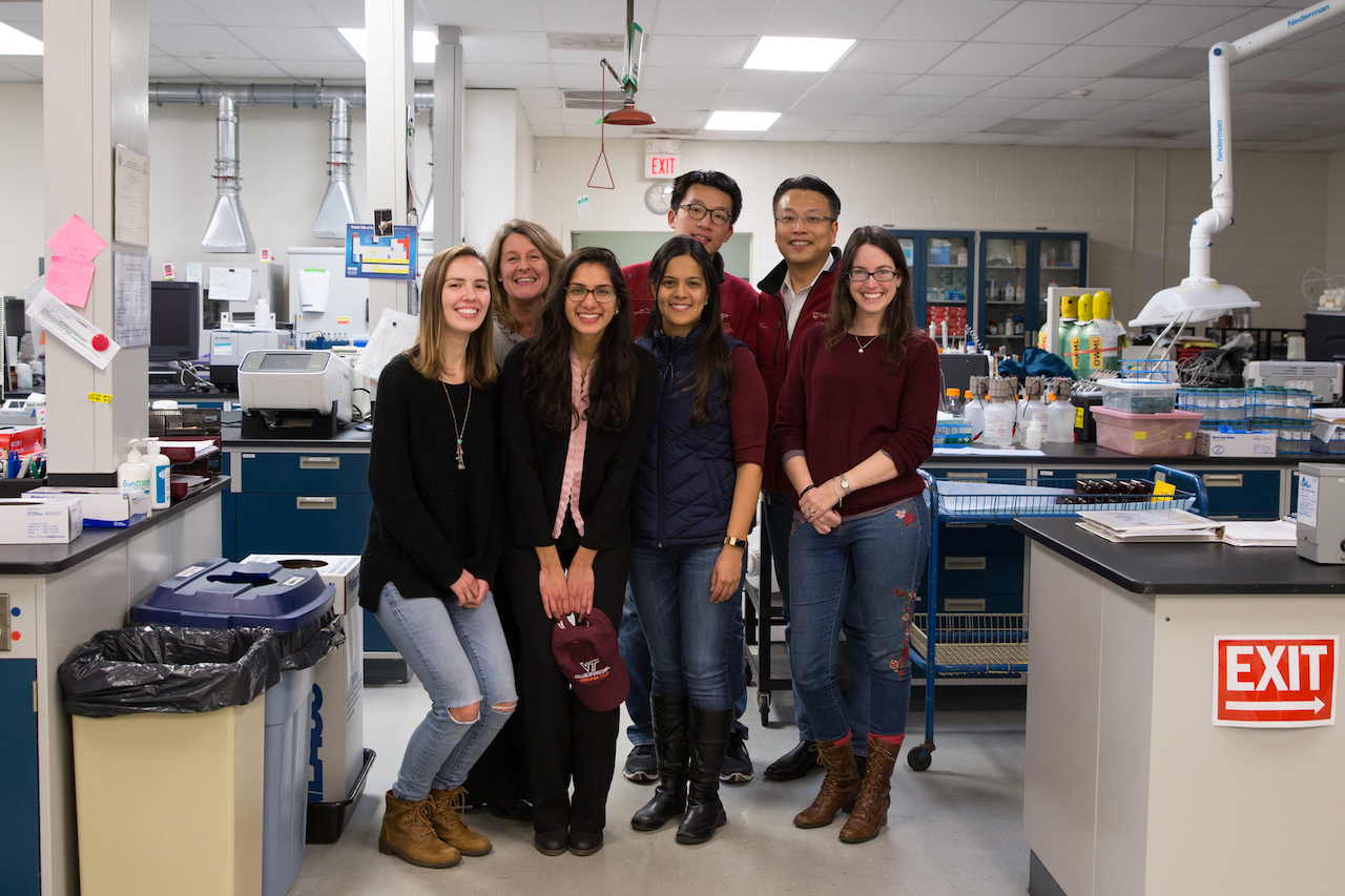 Parita’s farewell party right after her successful oral defense of her thesis titled “Evaluation of digital PCR (dPCR) for the quantification of soil nitrogen turnover bacteria in wetland mesocosms in response to season, fertilization, and plant species richness.